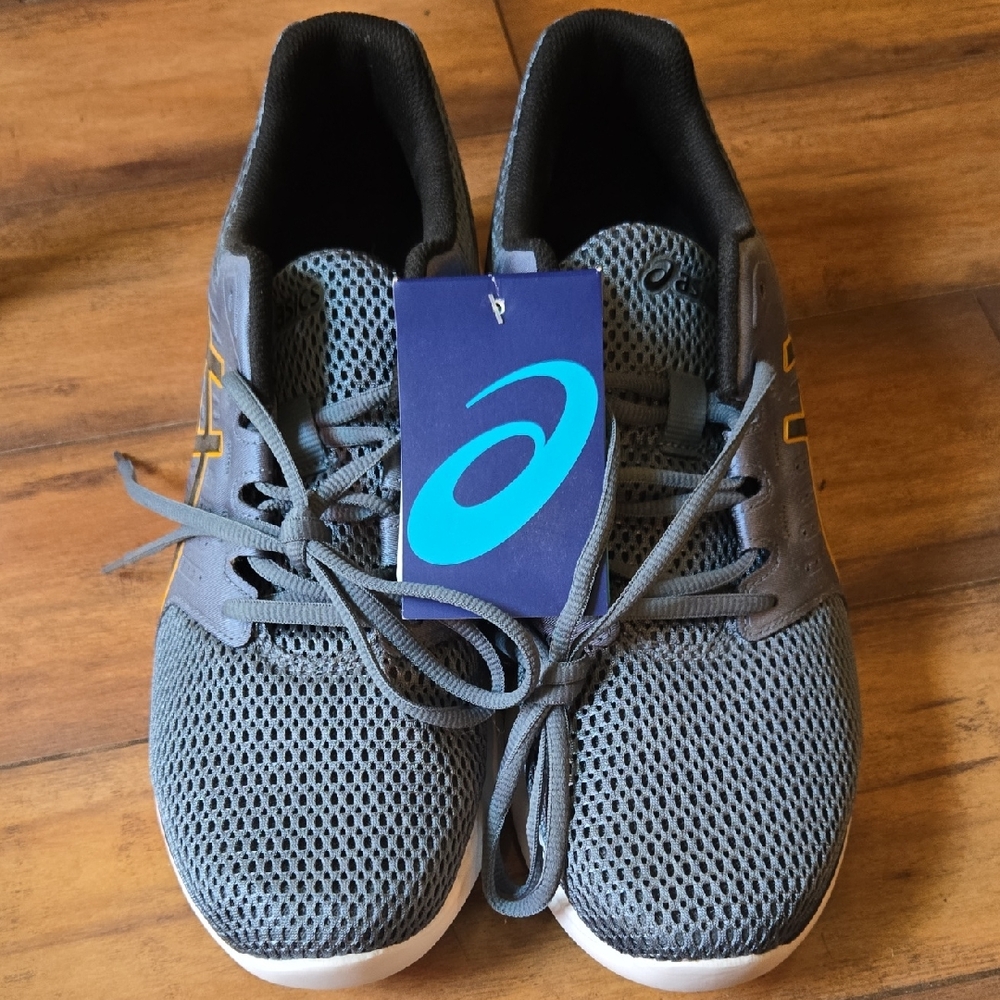 Asics Gray Athletic Shoes with Breathable Mesh and Sleek Design
